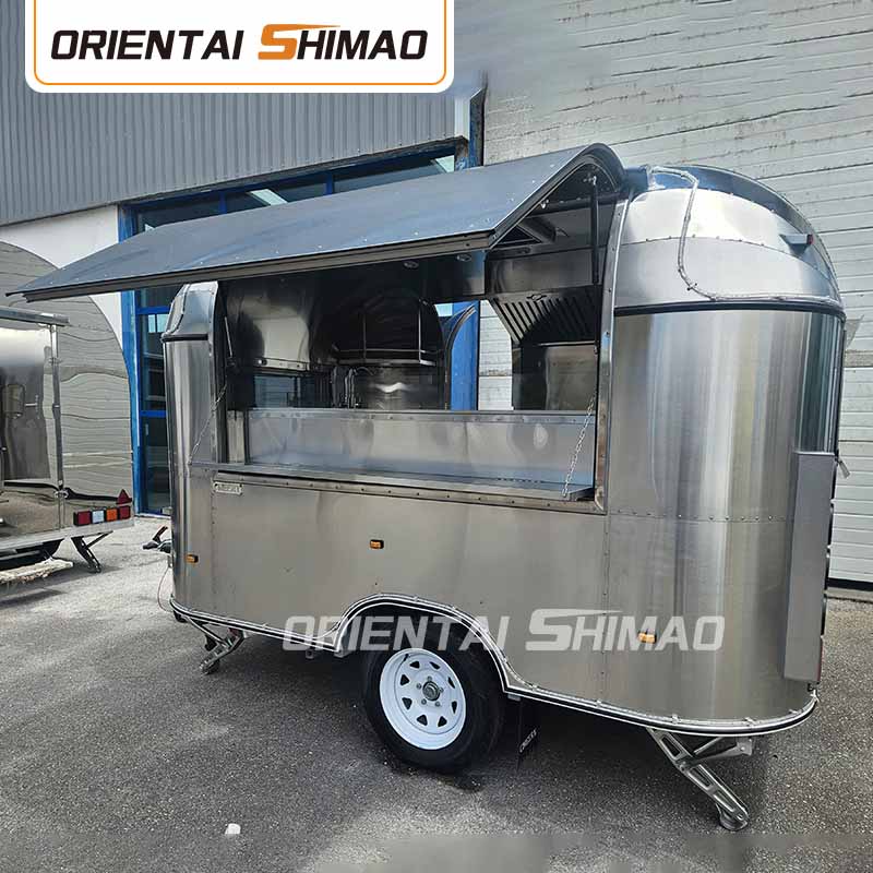 Truk Trailer Makanan Kecil